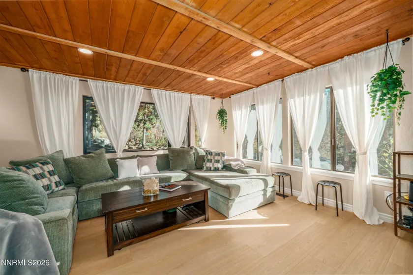 157 Pine, Stateline, Nevada 89449, 3 Bedrooms Bedrooms, ,2 BathroomsBathrooms,Residential,Residential,Pine,260003977