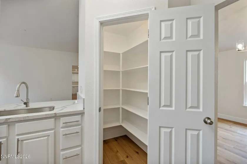 856 Francesca, Sparks, Nevada 89436, 3 Bedrooms Bedrooms, ,2 BathroomsBathrooms,Residential,Residential,Francesca,260003987