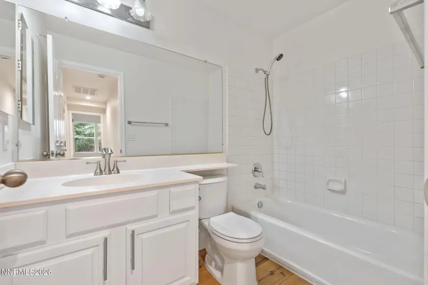 856 Francesca, Sparks, Nevada 89436, 3 Bedrooms Bedrooms, ,2 BathroomsBathrooms,Residential,Residential,Francesca,260003987