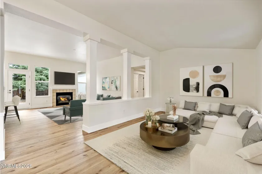 856 Francesca, Sparks, Nevada 89436, 3 Bedrooms Bedrooms, ,2 BathroomsBathrooms,Residential,Residential,Francesca,260003987