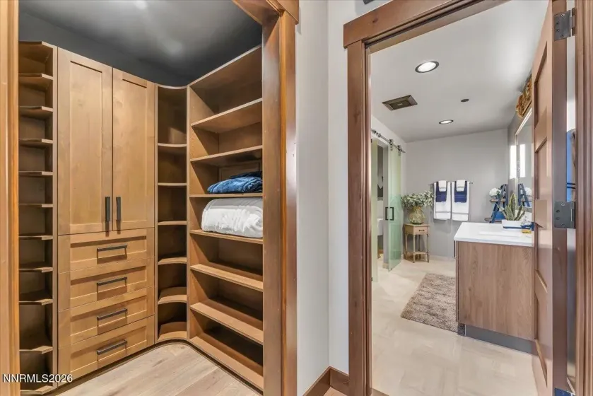 17 Beach Club, Stateline, Nevada 89449, 4 Bedrooms Bedrooms, ,4 BathroomsBathrooms,Residential,Residential,Beach Club,260003988