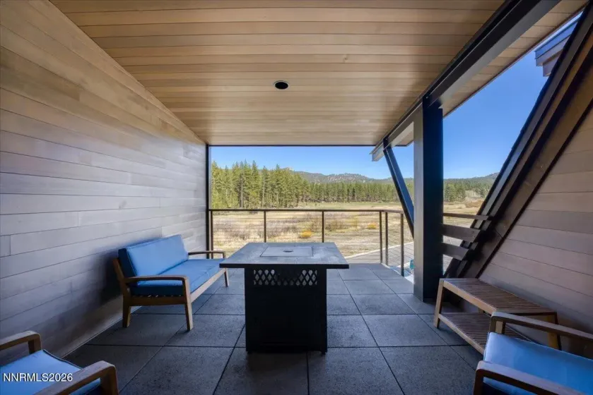 17 Beach Club, Stateline, Nevada 89449, 4 Bedrooms Bedrooms, ,4 BathroomsBathrooms,Residential,Residential,Beach Club,260003988