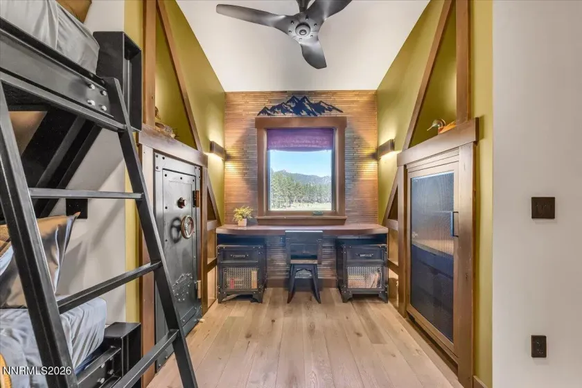 17 Beach Club, Stateline, Nevada 89449, 4 Bedrooms Bedrooms, ,4 BathroomsBathrooms,Residential,Residential,Beach Club,260003988