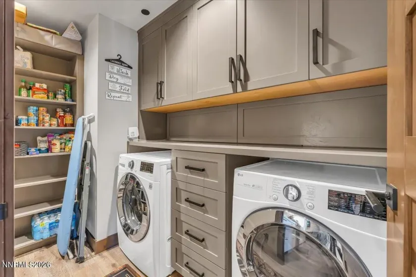 17 Beach Club, Stateline, Nevada 89449, 4 Bedrooms Bedrooms, ,4 BathroomsBathrooms,Residential,Residential,Beach Club,260003988