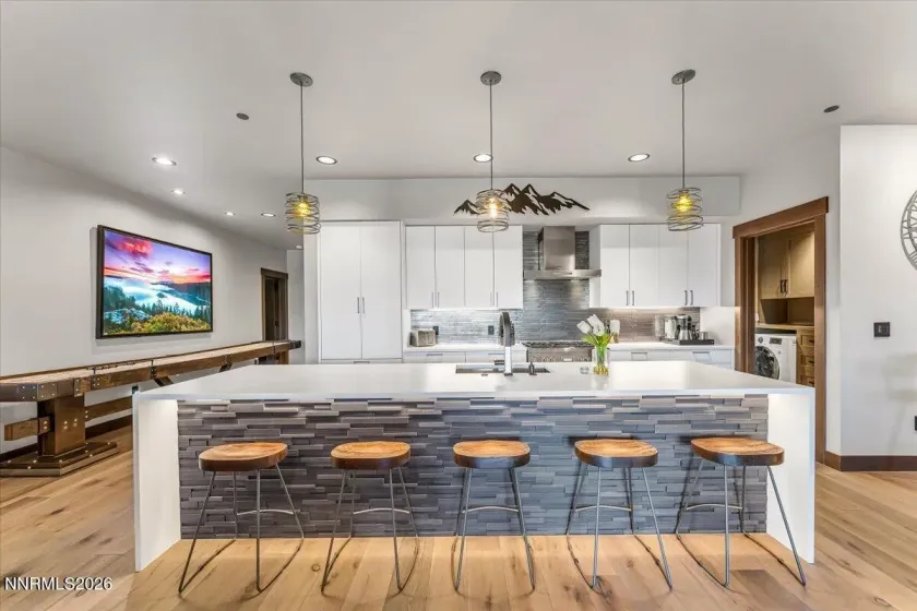 17 Beach Club, Stateline, Nevada 89449, 4 Bedrooms Bedrooms, ,4 BathroomsBathrooms,Residential,Residential,Beach Club,260003988