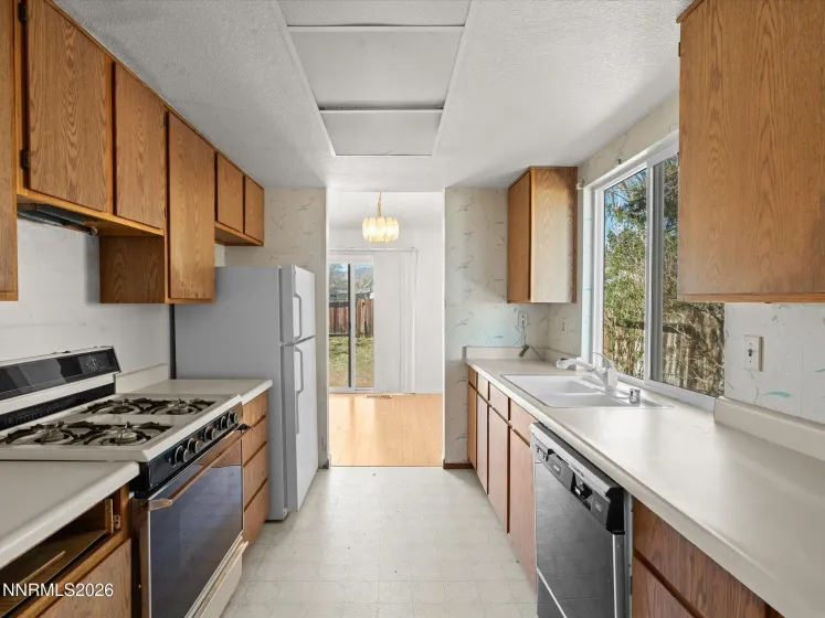 465 Stampmill, Wadsworth, Nevada 89442, 3 Bedrooms Bedrooms, ,2 BathroomsBathrooms,Residential,Residential,Stampmill,260003989