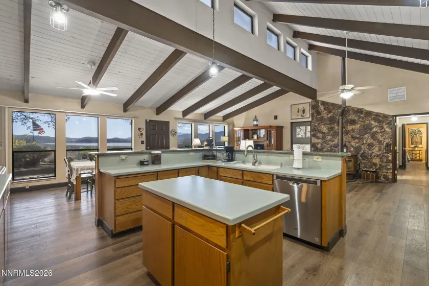 11995 Fir, Reno, Nevada 89506, 4 Bedrooms Bedrooms, ,2 BathroomsBathrooms,Residential,Residential,Fir,260003991