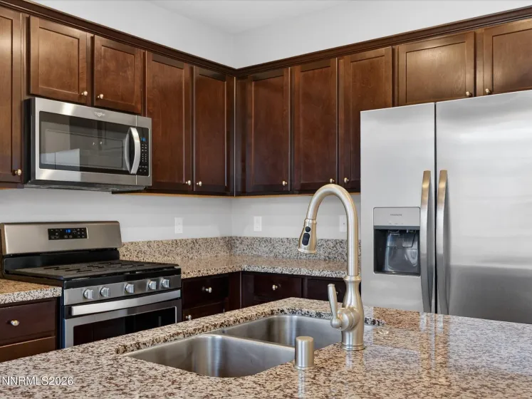 1875 Sea Horse, Reno, Nevada 89521, 2 Bedrooms Bedrooms, ,2 BathroomsBathrooms,Residential,Residential,Sea Horse,260003992