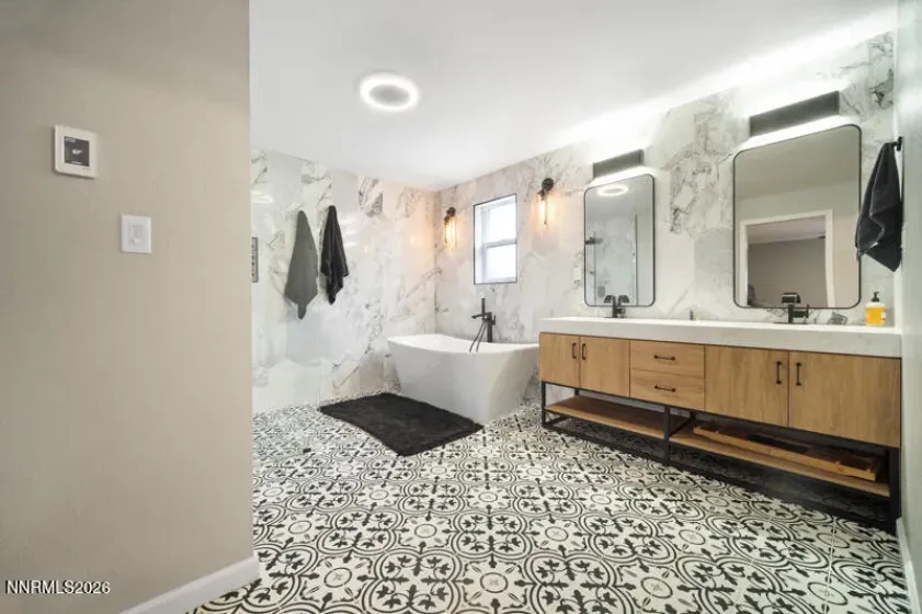 3625 Cashill, Reno, Nevada 89509, 6 Bedrooms Bedrooms, ,3 BathroomsBathrooms,Residential,Residential,Cashill,260003993