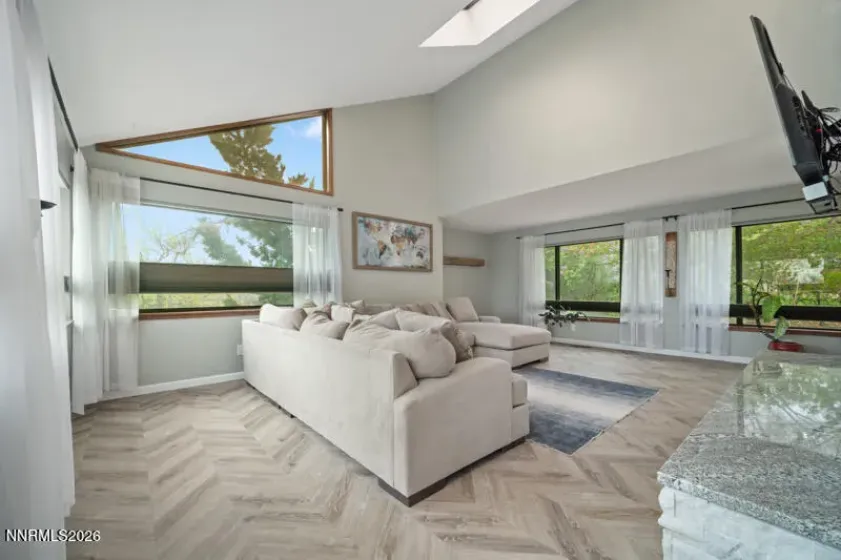 3625 Cashill, Reno, Nevada 89509, 6 Bedrooms Bedrooms, ,3 BathroomsBathrooms,Residential,Residential,Cashill,260003993