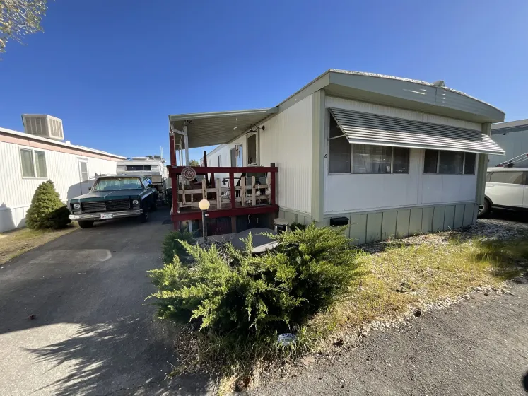 6 Mobile Manor Drive, Reno, Nevada 89506, 2 Bedrooms Bedrooms, 11 Rooms Rooms,2 BathroomsBathrooms,Manufactured,Residential,Mobile Manor,260003995