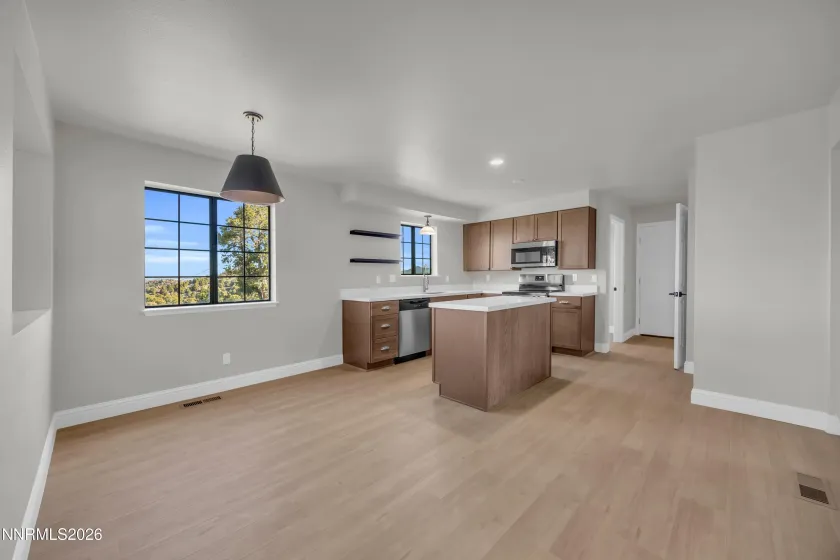 1525 Bonanza, Reno, Nevada 89521, 5 Bedrooms Bedrooms, ,3 BathroomsBathrooms,Residential,Residential,Bonanza,260002006