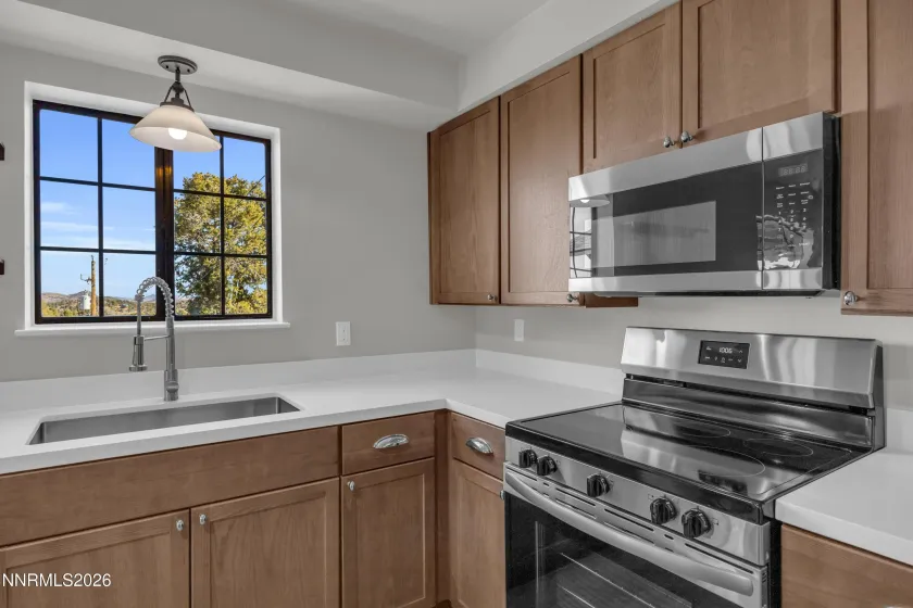 1525 Bonanza, Reno, Nevada 89521, 5 Bedrooms Bedrooms, ,3 BathroomsBathrooms,Residential,Residential,Bonanza,260002006