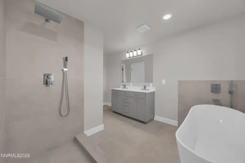 1525 Bonanza, Reno, Nevada 89521, 5 Bedrooms Bedrooms, ,3 BathroomsBathrooms,Residential,Residential,Bonanza,260002006