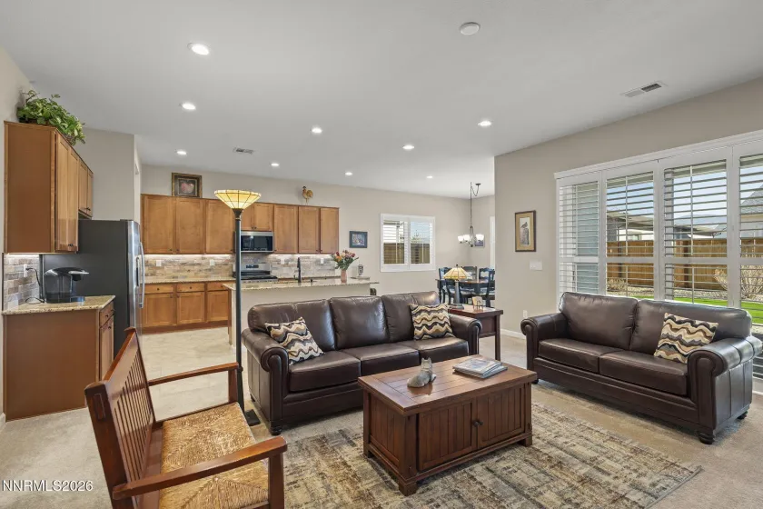 7568 Redcloud, Sparks, Nevada 89436, 2 Bedrooms Bedrooms, ,3 BathroomsBathrooms,Residential,Residential,Redcloud,260003995