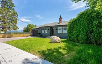 99 Bartlett, Reno, Nevada 89512, 4 Bedrooms Bedrooms, ,3 BathroomsBathrooms,Residential Income,Residential,Bartlett,260003996