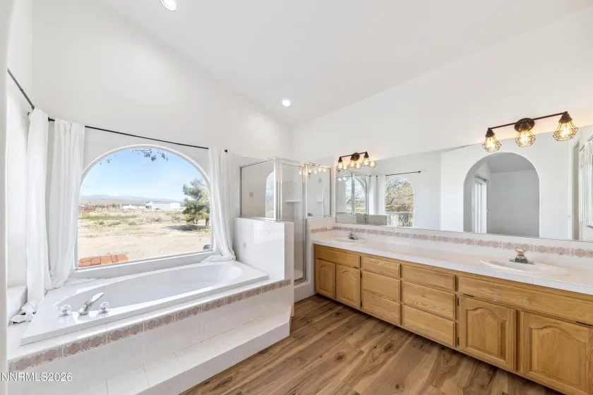 2363 Juniper, Gardnerville, Nevada 89460, 3 Bedrooms Bedrooms, ,2 BathroomsBathrooms,Residential,Residential,Juniper,260003998