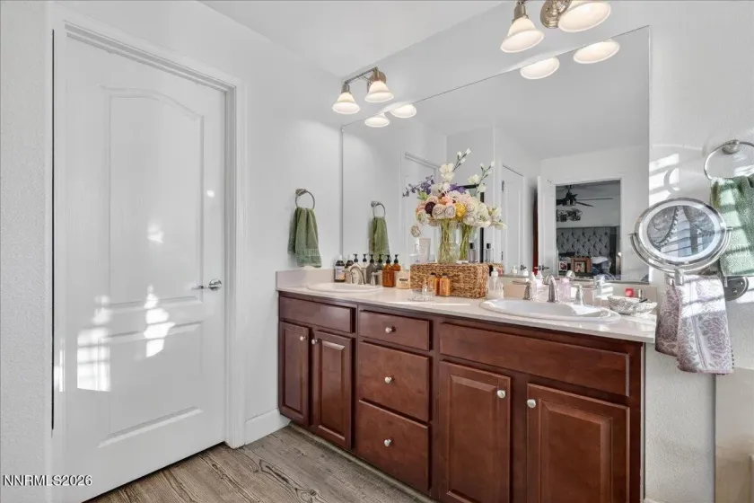 7319 Rutherford, Reno, Nevada 89506, 4 Bedrooms Bedrooms, ,2 BathroomsBathrooms,Residential,Residential,Rutherford,260003999