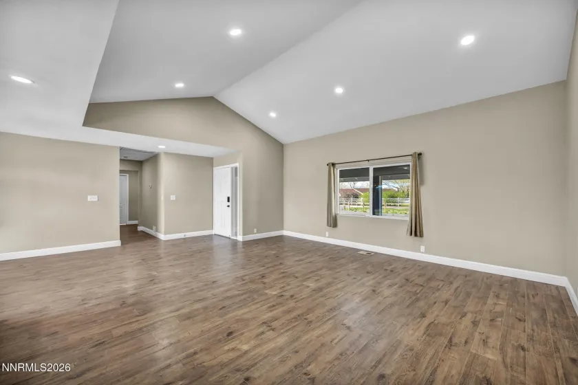 1777 Crockett, Gardnerville, Nevada 89410, 3 Bedrooms Bedrooms, ,2 BathroomsBathrooms,Residential,Residential,Crockett,260004002