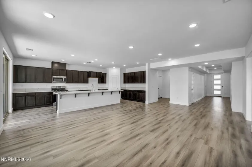 1279 Nebula, Carson City, Nevada 89705, 5 Bedrooms Bedrooms, ,5 BathroomsBathrooms,Residential,Residential,Nebula,260004004