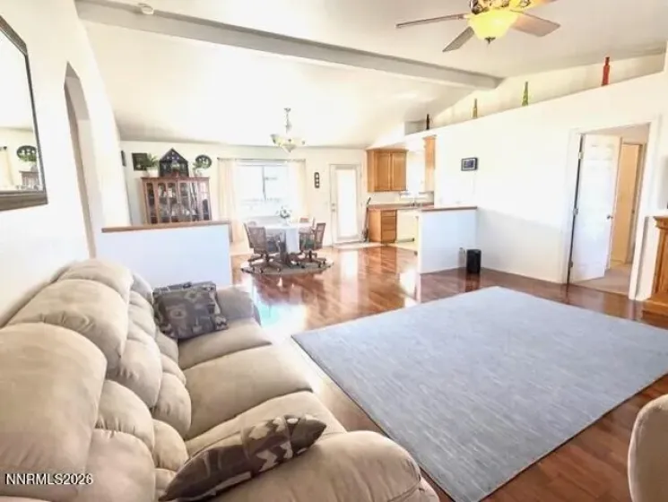 844 Woodhaven, Fallon, Nevada 89406, 3 Bedrooms Bedrooms, ,2 BathroomsBathrooms,Residential,Residential,Woodhaven,260004007