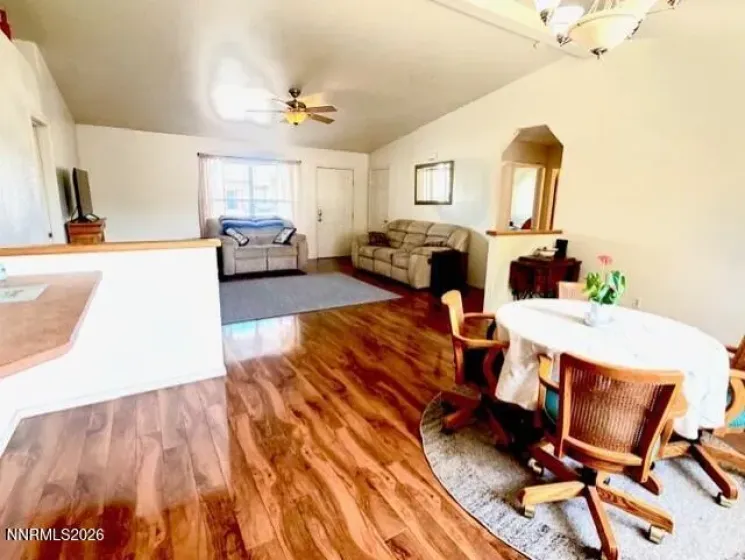 844 Woodhaven, Fallon, Nevada 89406, 3 Bedrooms Bedrooms, ,2 BathroomsBathrooms,Residential,Residential,Woodhaven,260004007