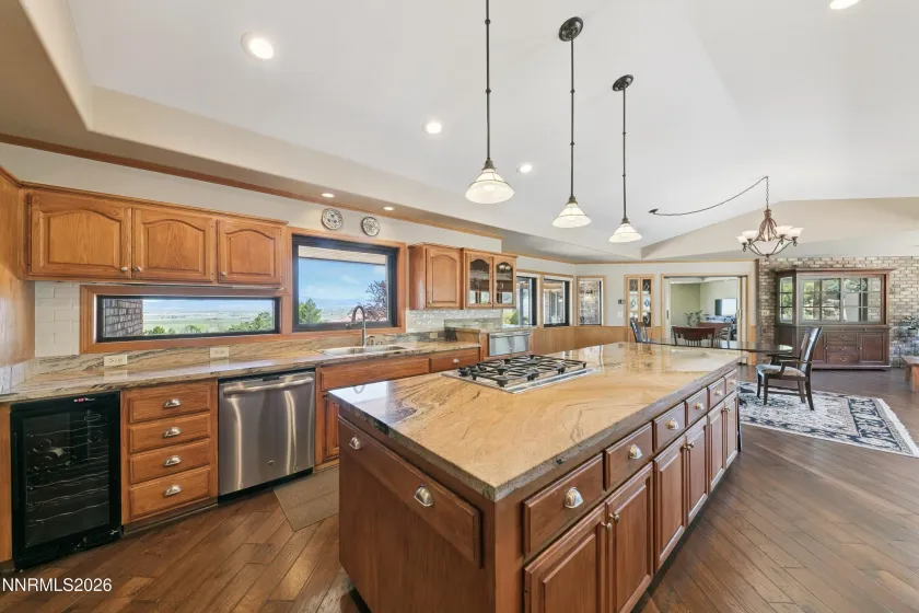 281 Shadow Mountain, Gardnerville, Nevada 89460, 2 Bedrooms Bedrooms, ,3 BathroomsBathrooms,Residential,Residential,Shadow Mountain,260004011