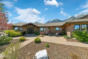 281 Shadow Mountain, Gardnerville, Nevada 89460, 2 Bedrooms Bedrooms, ,3 BathroomsBathrooms,Residential,Residential,Shadow Mountain,260004011