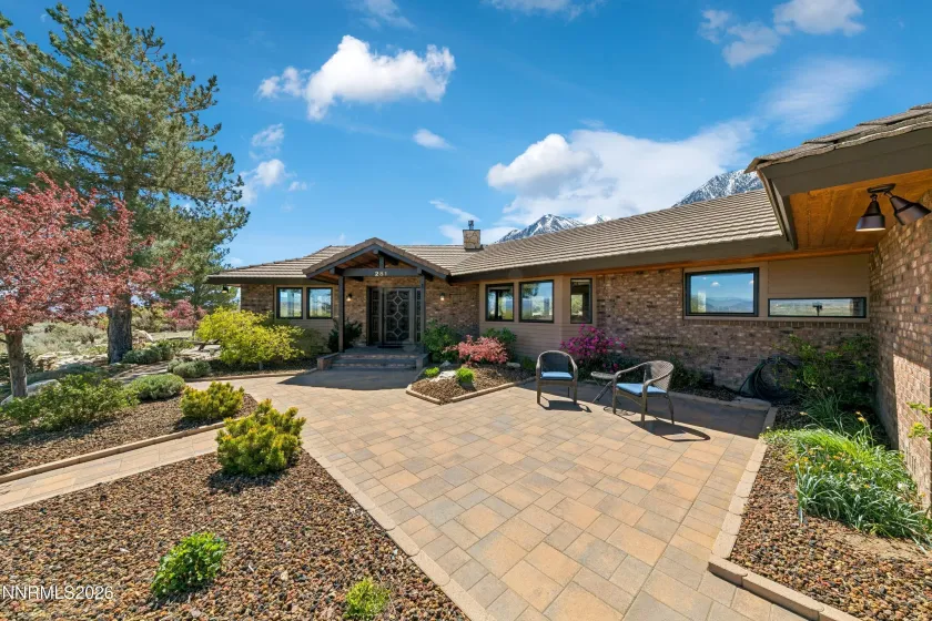 281 Shadow Mountain, Gardnerville, Nevada 89460, 2 Bedrooms Bedrooms, ,3 BathroomsBathrooms,Residential,Residential,Shadow Mountain,260004011