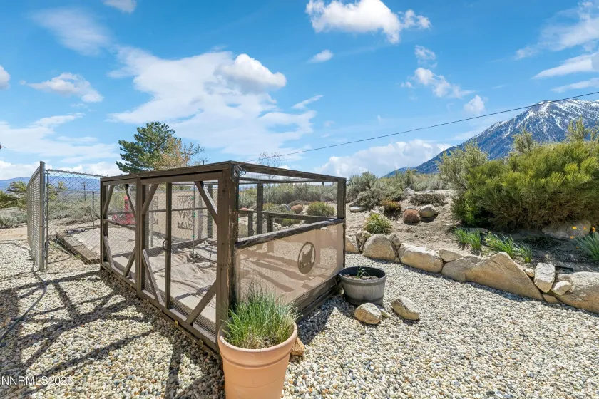281 Shadow Mountain, Gardnerville, Nevada 89460, 2 Bedrooms Bedrooms, ,3 BathroomsBathrooms,Residential,Residential,Shadow Mountain,260004011