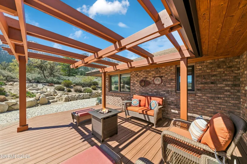 281 Shadow Mountain, Gardnerville, Nevada 89460, 2 Bedrooms Bedrooms, ,3 BathroomsBathrooms,Residential,Residential,Shadow Mountain,260004011