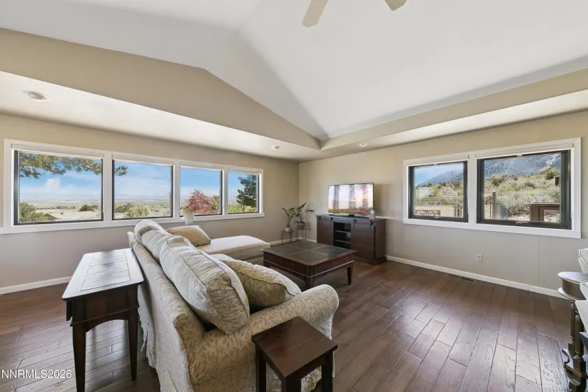 281 Shadow Mountain, Gardnerville, Nevada 89460, 2 Bedrooms Bedrooms, ,3 BathroomsBathrooms,Residential,Residential,Shadow Mountain,260004011