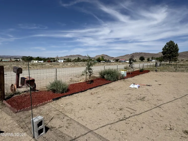 5 Rhoda, Yerington, Nevada 89447, 3 Bedrooms Bedrooms, ,2 BathroomsBathrooms,Residential,Residential,Rhoda,260004012