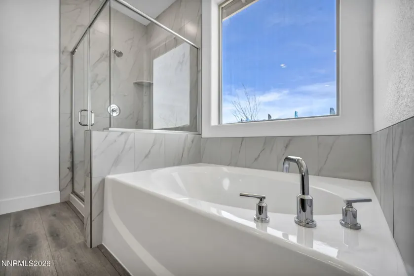 287 Radiant, Carson City, Nevada 89705, 3 Bedrooms Bedrooms, ,4 BathroomsBathrooms,Residential,Residential,Radiant,260004014