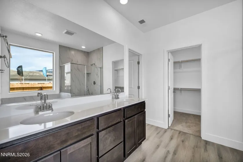 287 Radiant, Carson City, Nevada 89705, 3 Bedrooms Bedrooms, ,4 BathroomsBathrooms,Residential,Residential,Radiant,260004014