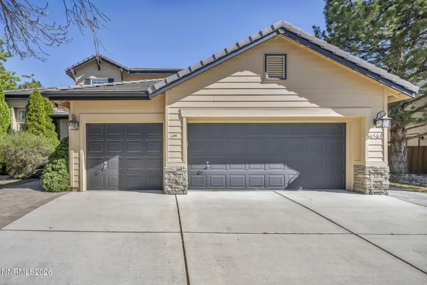 6584 Fire Dance, Sparks, Nevada 89436, 4 Bedrooms Bedrooms, ,3 BathroomsBathrooms,Residential,Residential,Fire Dance,260004016