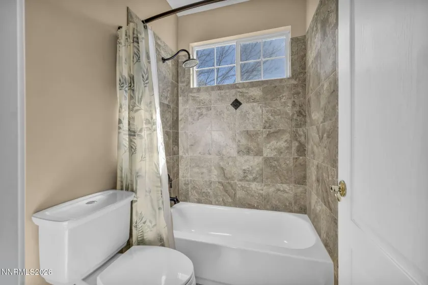 6584 Fire Dance, Sparks, Nevada 89436, 4 Bedrooms Bedrooms, ,3 BathroomsBathrooms,Residential,Residential,Fire Dance,260004016