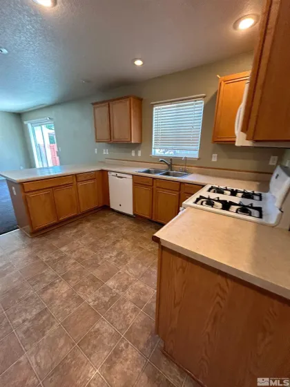 17910 Drift Creek, Reno, Nevada 89508, 4 Bedrooms Bedrooms, ,3 BathroomsBathrooms,Residential Lease,Manufactured,Drift Creek,260004019