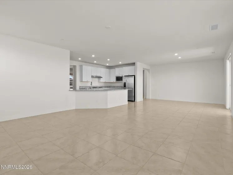 622 Equinox Peak, Sparks, Nevada 89436, 3 Bedrooms Bedrooms, ,2 BathroomsBathrooms,Residential,Residential,Equinox Peak,260004018