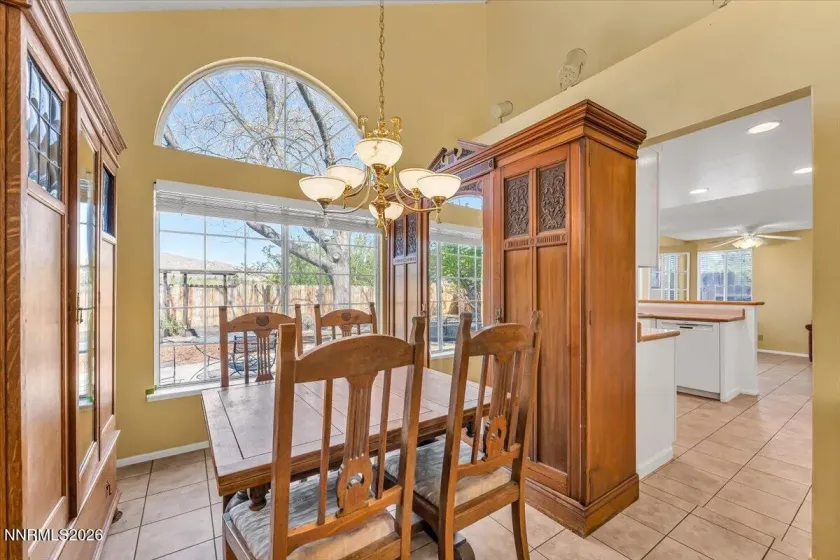 6325 Blue Lakes, Reno, Nevada 89523, 4 Bedrooms Bedrooms, ,3 BathroomsBathrooms,Residential,Residential,Blue Lakes,260004024