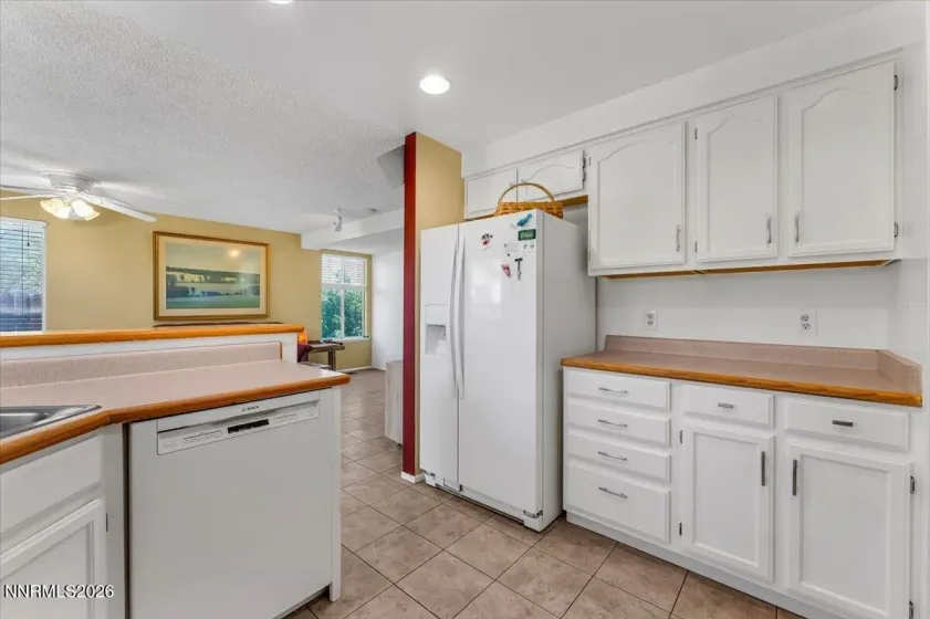 6325 Blue Lakes, Reno, Nevada 89523, 4 Bedrooms Bedrooms, ,3 BathroomsBathrooms,Residential,Residential,Blue Lakes,260004024