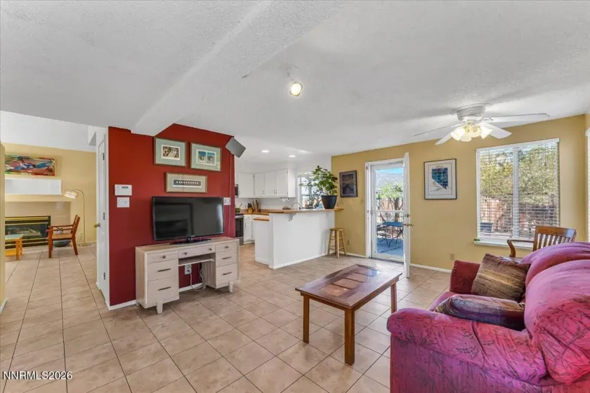 6325 Blue Lakes, Reno, Nevada 89523, 4 Bedrooms Bedrooms, ,3 BathroomsBathrooms,Residential,Residential,Blue Lakes,260004024