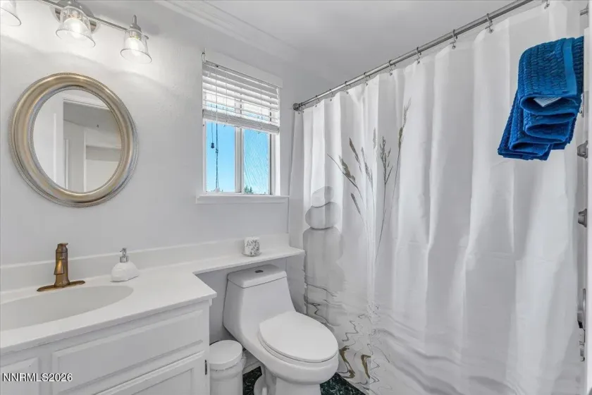 6325 Blue Lakes, Reno, Nevada 89523, 4 Bedrooms Bedrooms, ,3 BathroomsBathrooms,Residential,Residential,Blue Lakes,260004024