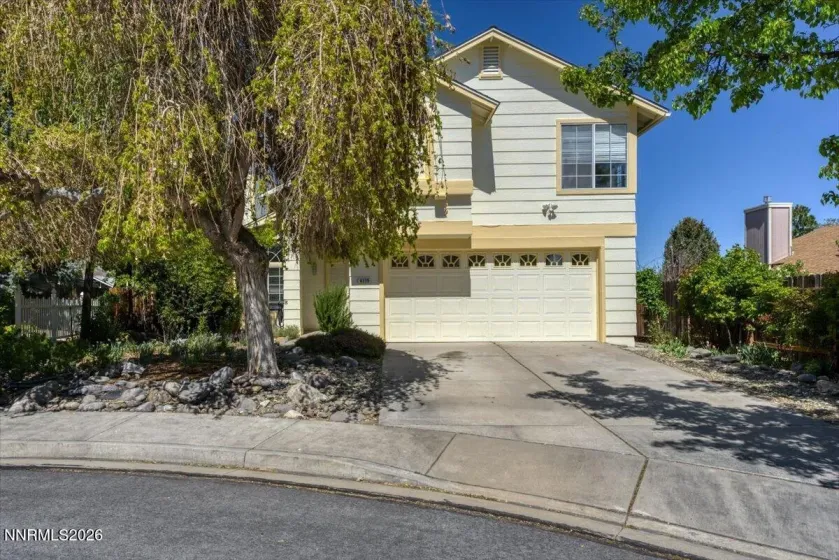 6325 Blue Lakes, Reno, Nevada 89523, 4 Bedrooms Bedrooms, ,3 BathroomsBathrooms,Residential,Residential,Blue Lakes,260004024