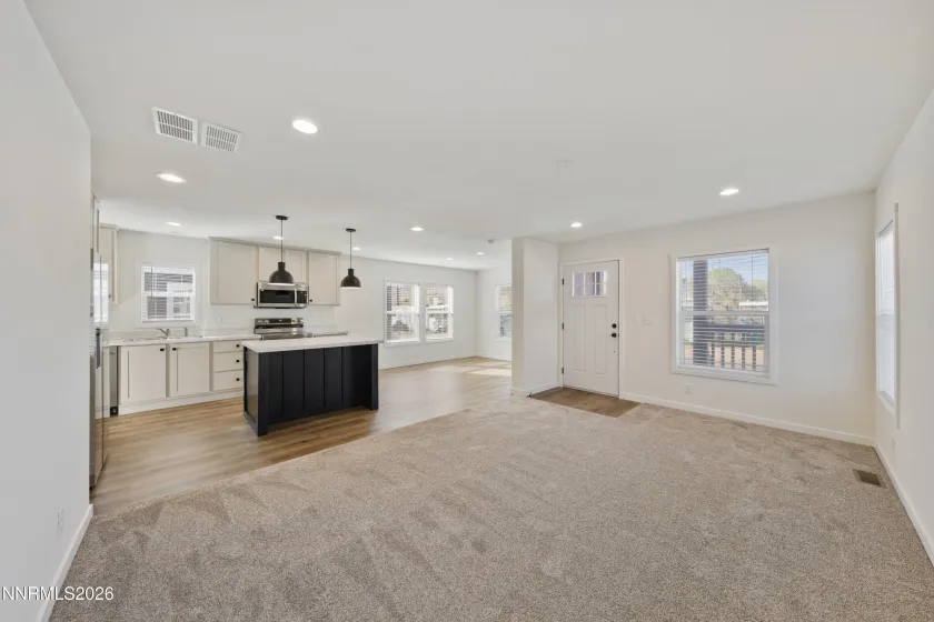 135 Fireman Row, Dayton, Nevada 89403, 3 Bedrooms Bedrooms, ,2 BathroomsBathrooms,Residential,Residential,Fireman Row,260004026