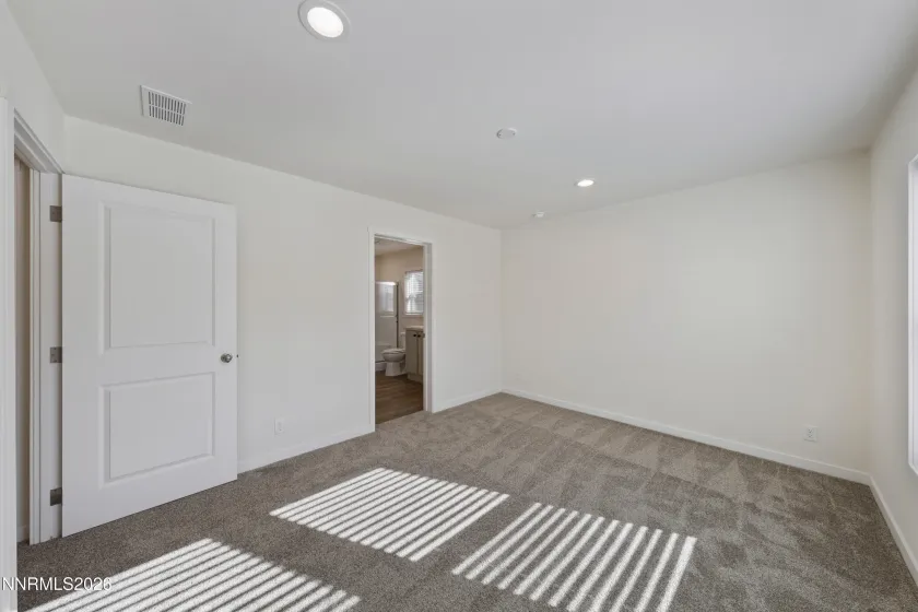 135 Fireman Row, Dayton, Nevada 89403, 3 Bedrooms Bedrooms, ,2 BathroomsBathrooms,Residential,Residential,Fireman Row,260004026