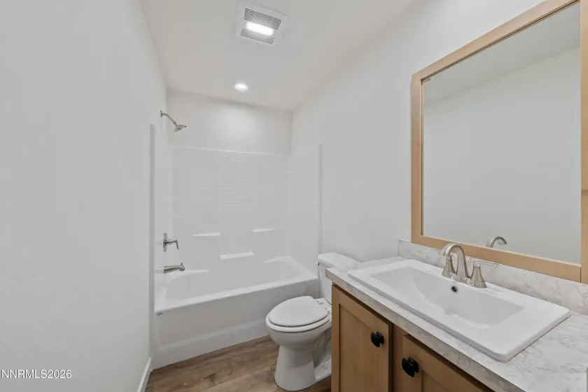 135 Fireman Row, Dayton, Nevada 89403, 3 Bedrooms Bedrooms, ,2 BathroomsBathrooms,Residential,Residential,Fireman Row,260004026