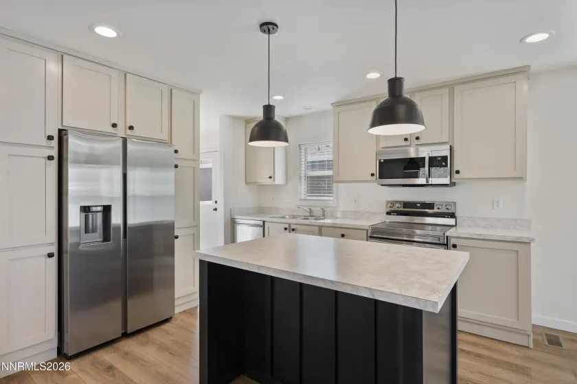 135 Fireman Row, Dayton, Nevada 89403, 3 Bedrooms Bedrooms, ,2 BathroomsBathrooms,Residential,Residential,Fireman Row,260004026