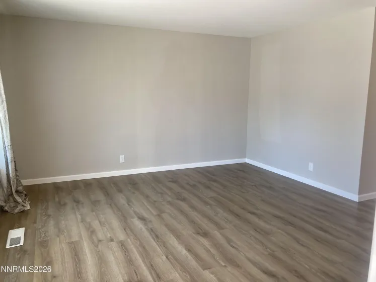 998 Roberts, Reno, Nevada 89502, 4 Bedrooms Bedrooms, ,2 BathroomsBathrooms,Residential,Residential,Roberts,260004030