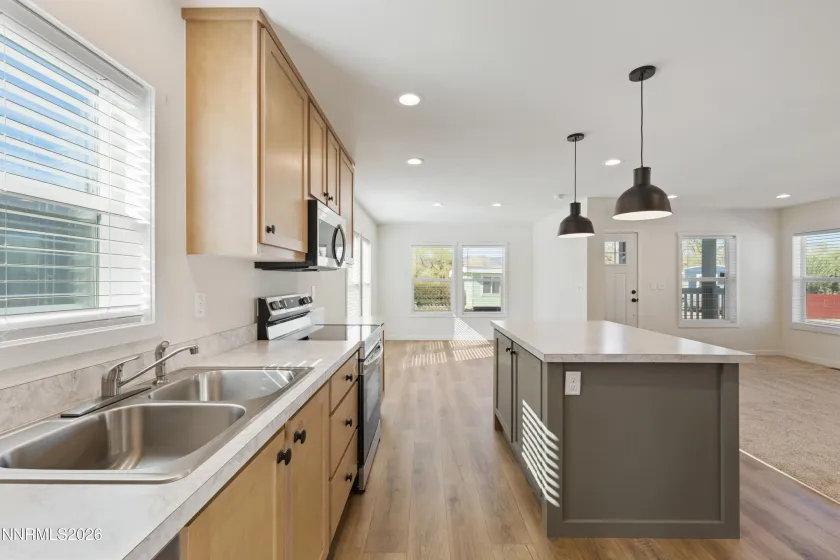 125 Fireman, Dayton, Nevada 89403, 3 Bedrooms Bedrooms, ,2 BathroomsBathrooms,Residential,Residential,Fireman,260004031